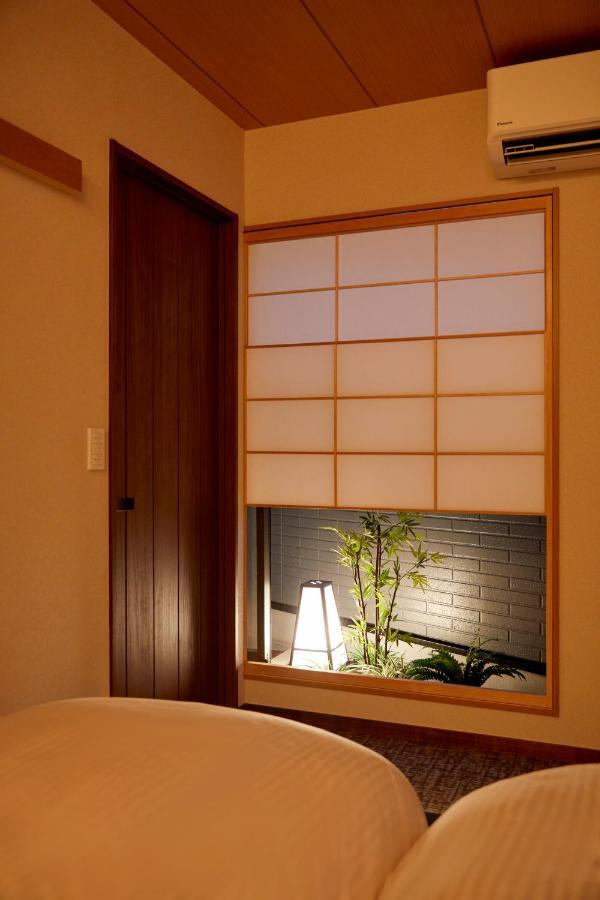 Villa 古今 天下茶屋 With A Private Parking Lot And A Half Open-Air Bath And Direct To Kix Osaka Exterior foto